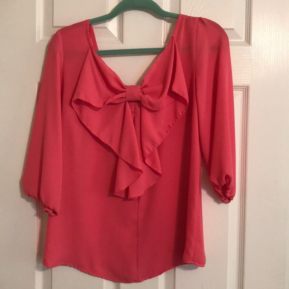 3/4 sleeve shirt